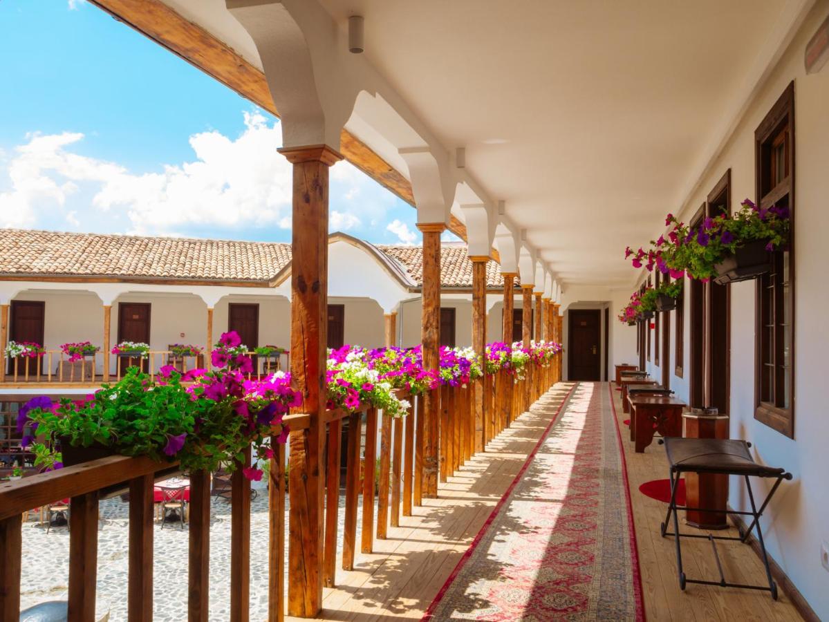 Hani I Pazarit Boutique Hotel Корча Екстериор снимка