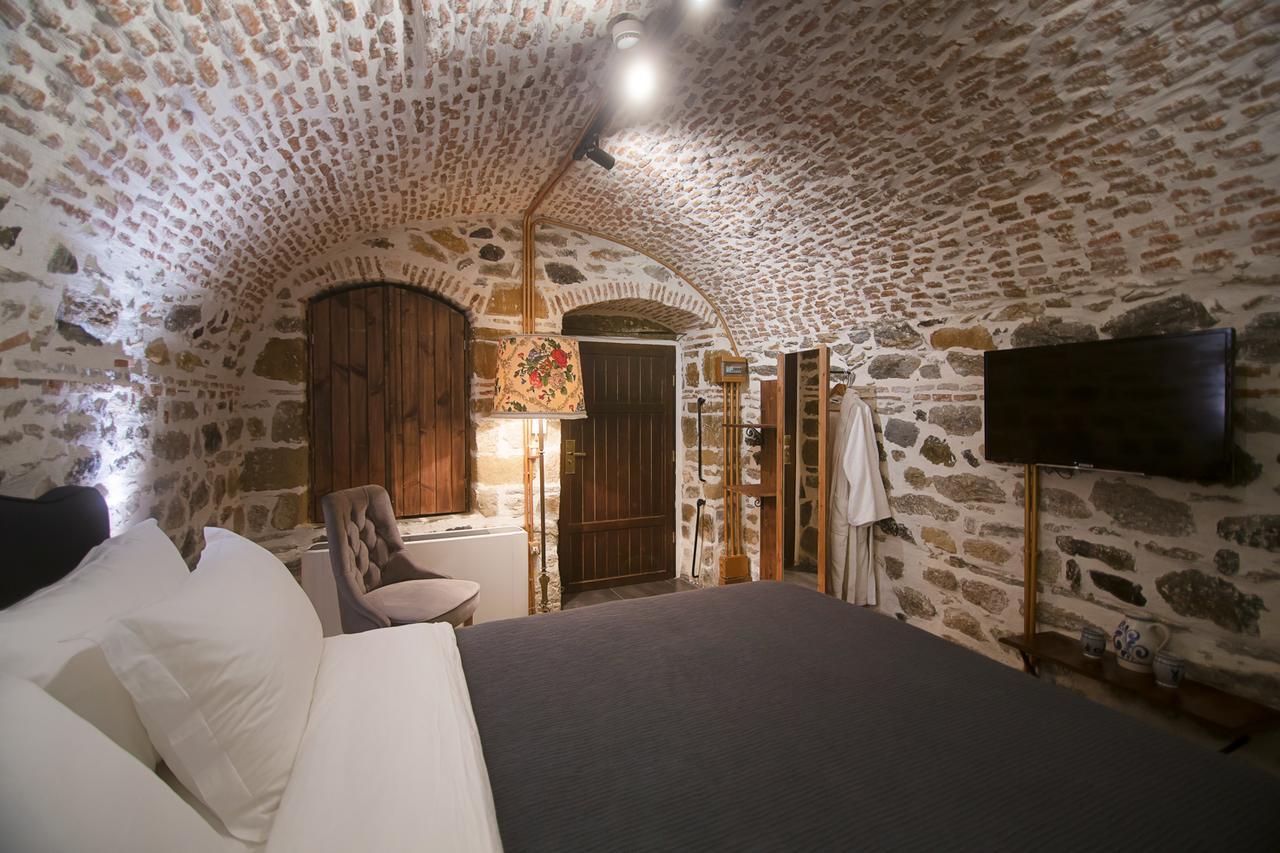 Hani I Pazarit Boutique Hotel Корча Екстериор снимка