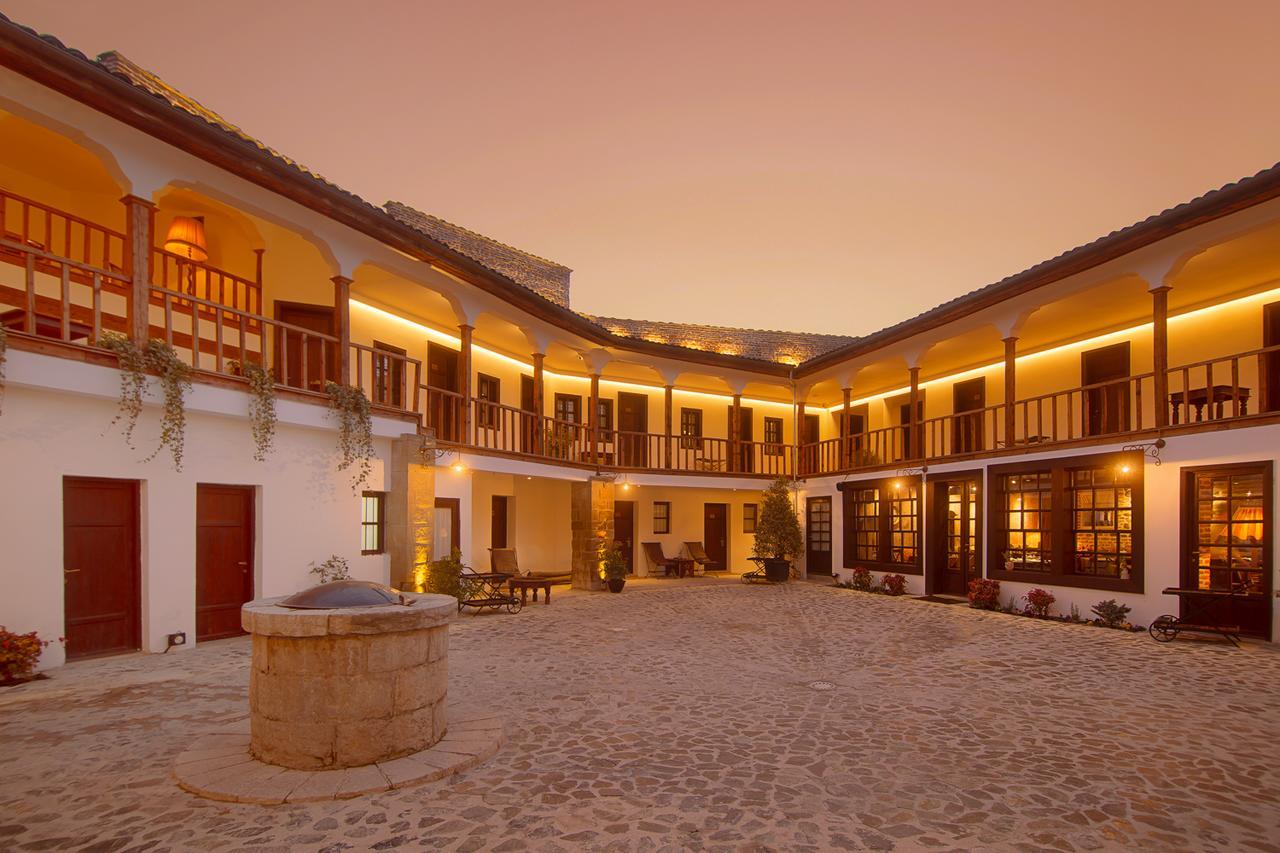 Hani I Pazarit Boutique Hotel Корча Екстериор снимка