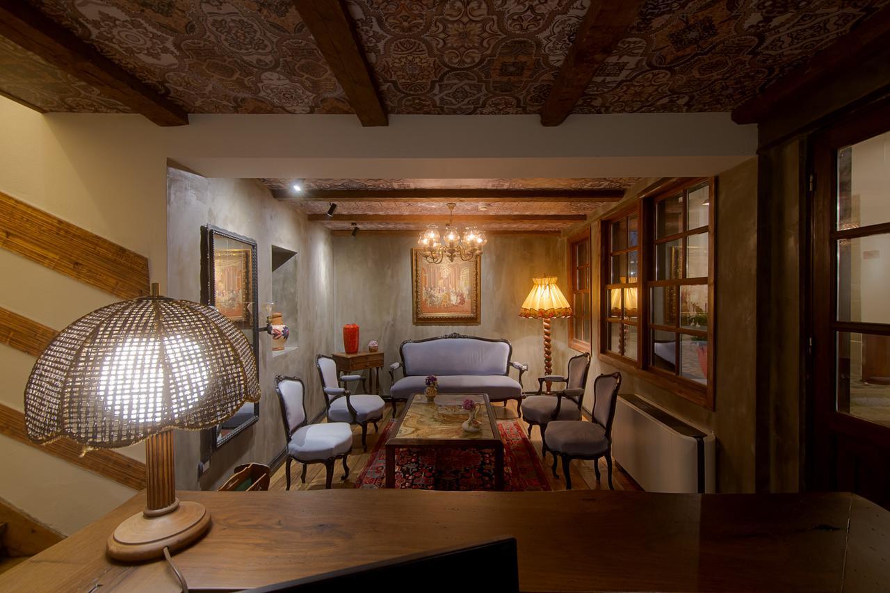 Hani I Pazarit Boutique Hotel Корча Екстериор снимка