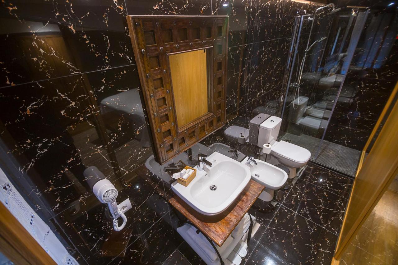 Hani I Pazarit Boutique Hotel Корча Екстериор снимка